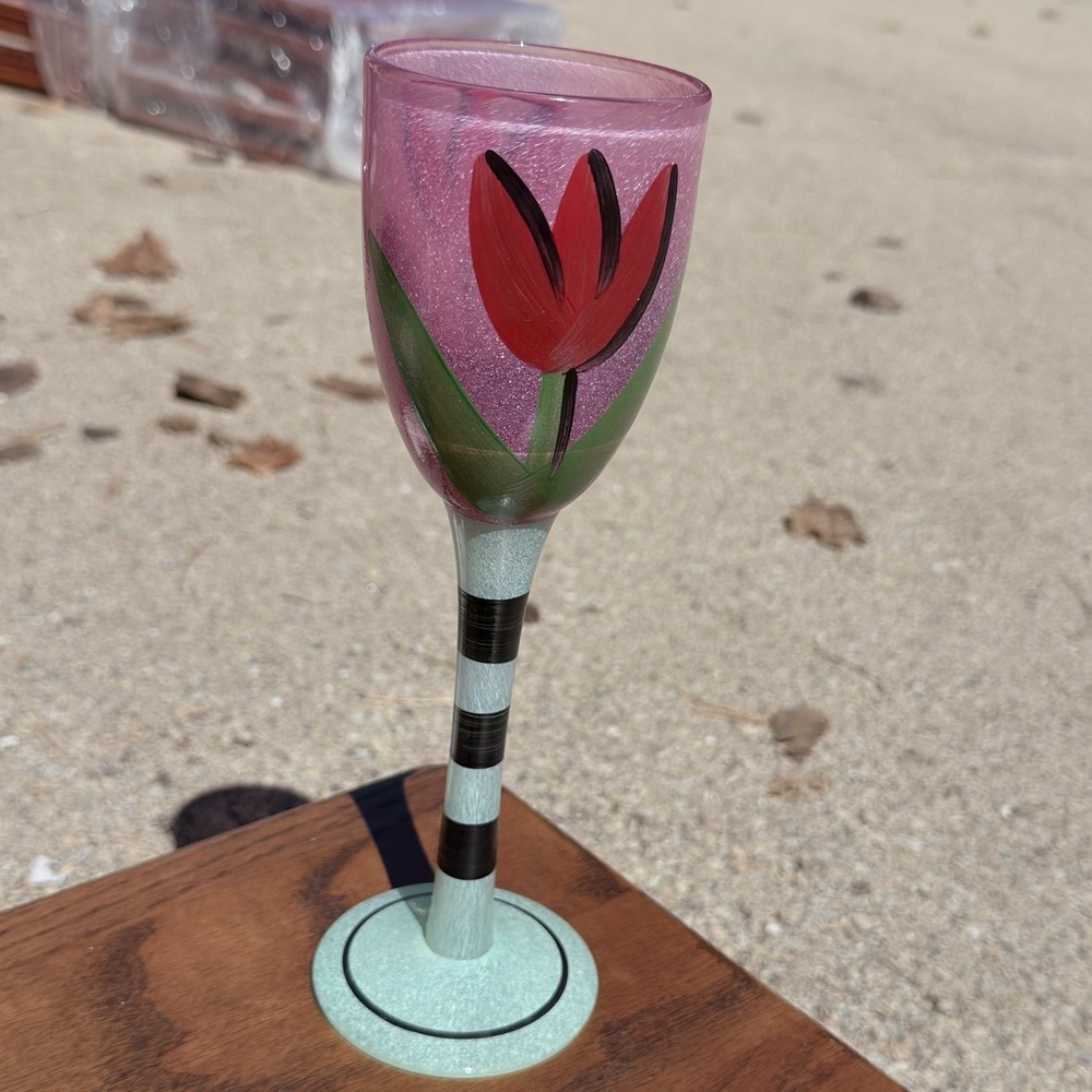 Kosta Bodą Hand Painted Wine Glass Floral Tulip Pink Stemware Art Glass